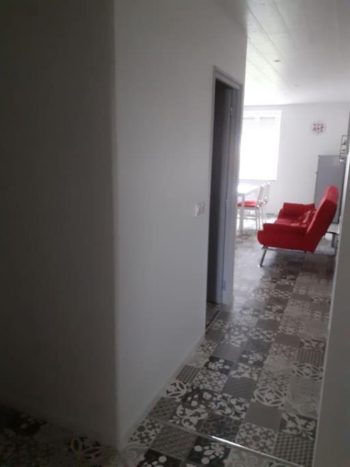 Frasne Logement Entier. Gite Les Brimbelles Exterior foto